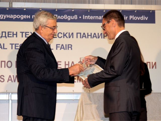 FULL GLASS LED won the award of Bulgarian Electrotechnics and Electronics Association for innovative product